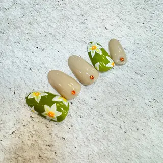 ネイル 重永 夏南のネイルデザイン