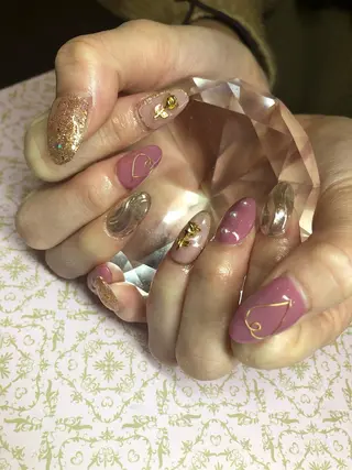 ネイル Piacere所属・Piacere 絵美のネイルデザイン