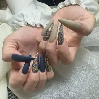 ネイル DUO MI所属・ル ナのネイルデザイン