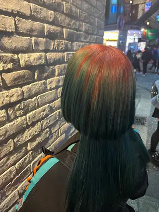 セミロング カラー 🫧ハイトーン個性髪 🫧マヤのヘアスタイル