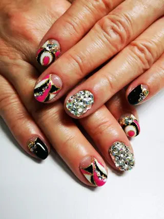 ネイル 石渡 美弥のネイルデザイン