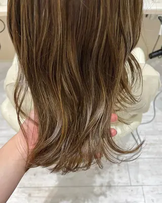 カラー ボブ／ミニボブ／ akaneのヘアスタイル