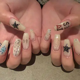 ネイル 長谷川 亜美のネイルデザイン