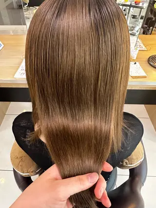 セミロング SANA/ツヤカラー /カット大船のヘアスタイル