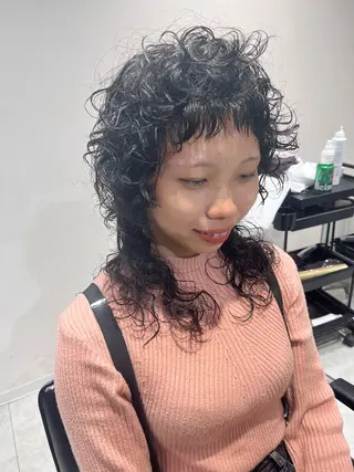 ミディアム パーマ NYLON.所属・ブリーチ/縮毛矯正 ❤️‍🔥シンノスケのヘアスタイル