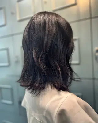 カラー G.O.A.T hair所属・Karen ✂︎GOAThairのヘアスタイル