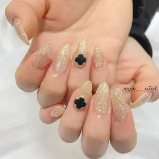 ネイル MoON...❤︎ MeGuのネイルデザイン