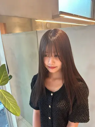 ロング ひなの🩵🫧 透明感/艶カラーのヘアスタイル