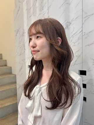 ロング miu /透明感カラーのヘアスタイル