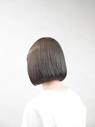 ショート Armoire所属・安藤悠里/ハイトーン /デザインカラーのヘアスタイル