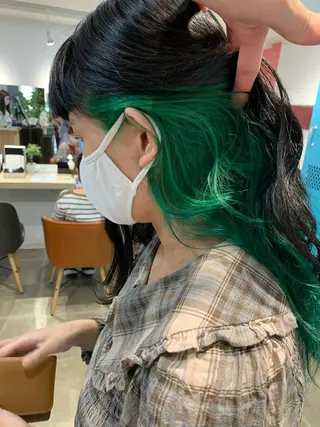 ロング ヲタク美容師 店長　上原のヘアスタイル