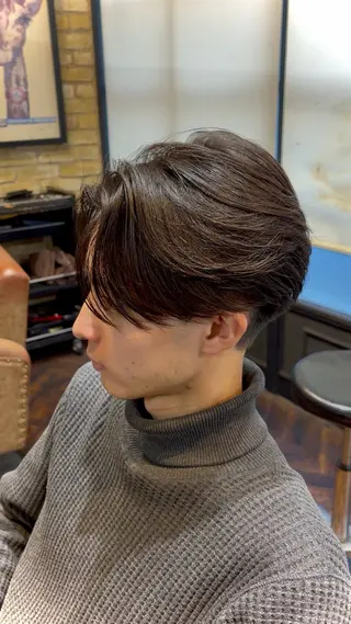 ショート モナン新宿所属・曲がる縮毛 フェザー ニュアンス  佐々木のヘアスタイル