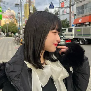 ミディアム カラー Neale. ユメのヘアスタイル