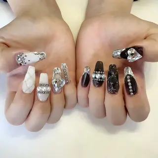 ネイル 💎🐰 saki. m 🐰💎のネイルデザイン