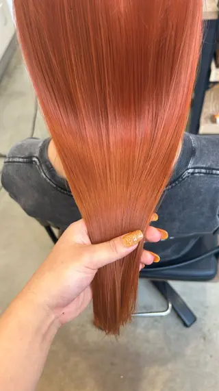 セミロング 根岸 麻菜のヘアスタイル