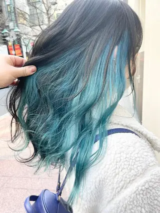 ロング カラー stair:case 武蔵小杉店所属・艶カラーリスト 牛込萌香のヘアスタイル