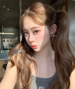 カラー 透明感ベージュ🤎 ナチュラルレイヤーのヘアスタイル