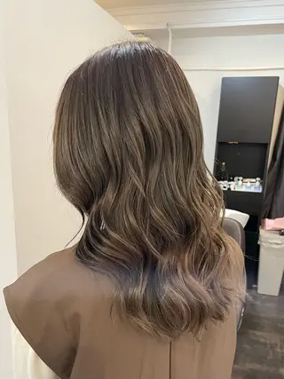 セミロング カラー ARCHE-OSAKA南船場所属・髪のお医者さん南船場 ARCHEゆうまのヘアスタイル