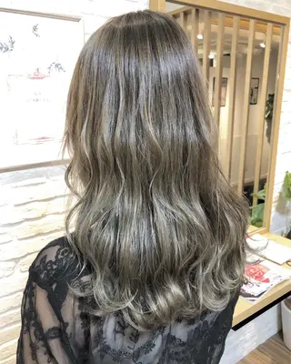 セミロング カラー ヘアアレンジ 遠藤 拓馬のヘアスタイル