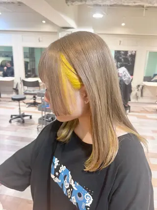 セミロング カラー 🌈デザインヘア職人 Kaede🌈のヘアスタイル