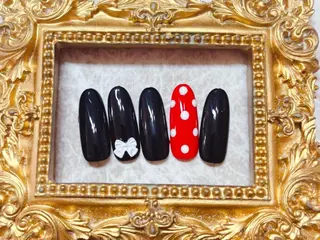 ネイル マジックミラー所属・マジック ミラーのネイルデザイン