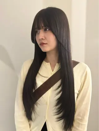 ロング カラー 内沼 恵留菜のヘアスタイル