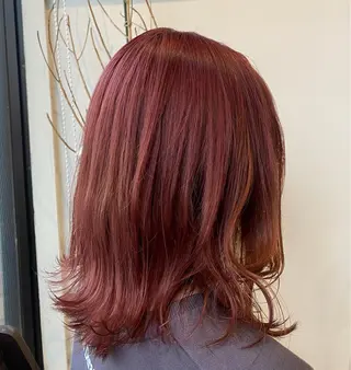 カラー 森田翔斗 顔周りレイヤーのヘアスタイル