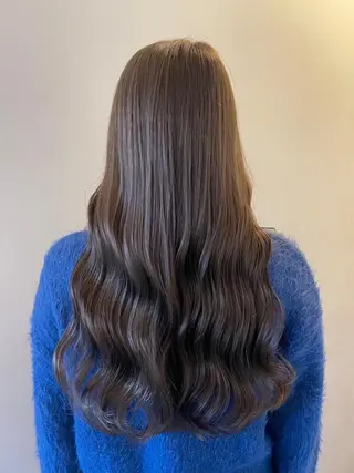 ロング カラー 愛瑠奈 erunaのヘアスタイル