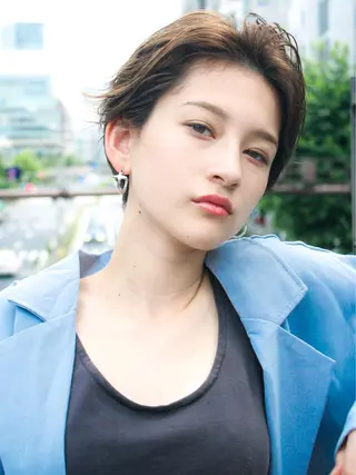 ショート カラー 🉐レイヤー/塩見 弘樹🉐渋谷のヘアスタイル