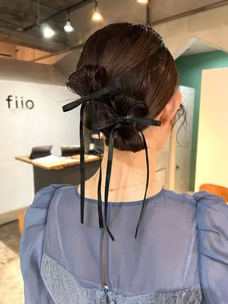 ミディアム ヘアアレンジ ツキノキ ミナのヘアスタイル