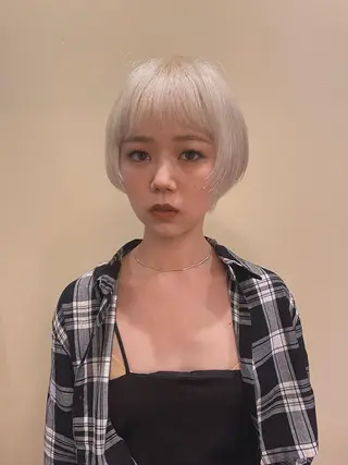 ショート カラー 堀江/心斎橋/西大橋 四ツ橋【Vers】のヘアスタイル