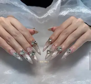 ネイル Hin Nail Osaka所属・Hin Nailsのネイルデザイン