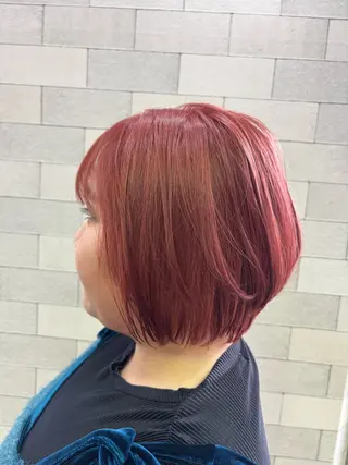 ショート rise/艶カラー/ レイヤーのヘアスタイル