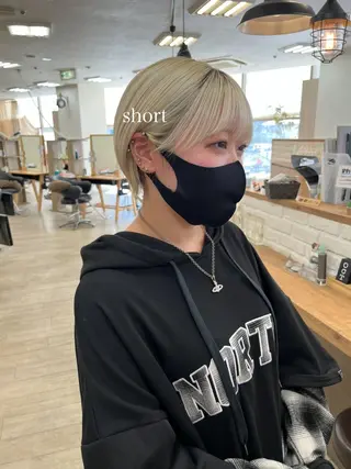 ショート 初めてのショート お任せください✂️のヘアスタイル