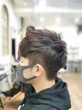 ショート メンズ カラー 菅原 綾のヘアスタイル