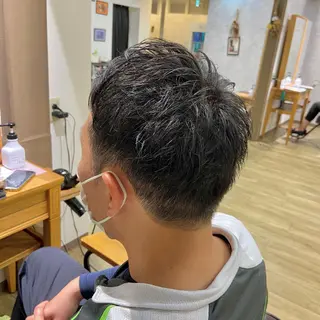 メンズ lico hair&relaxation所属・lico 栁 詩音のマツエク・マツパデザイン