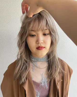 ミディアム カラー パーマ ヘアアレンジ メンズ キッズ ネイル マツエク・マツパ 🫧垢抜けヘア🫧 SHIORIのヘアスタイル