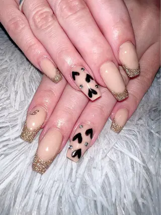 ネイル シェヌネイル JURAのネイルデザイン