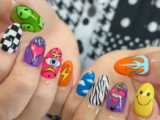 ネイル Nail Atelier IamI所属・アイアムアイ 大村磨衣のネイルデザイン