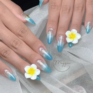 ネイル Maggie Nail🦩のネイルデザイン