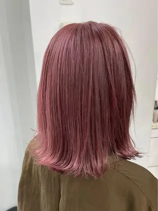 ミディアム カラー 前田 桃花のヘアスタイル