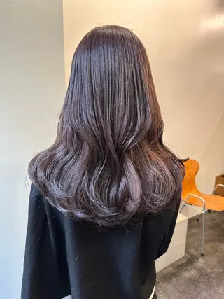 ロング カラー 金子 詞音のヘアスタイル