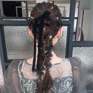 ヘアアレンジ mio ︴ アレンジ ︴ 透明感カラーのヘアスタイル