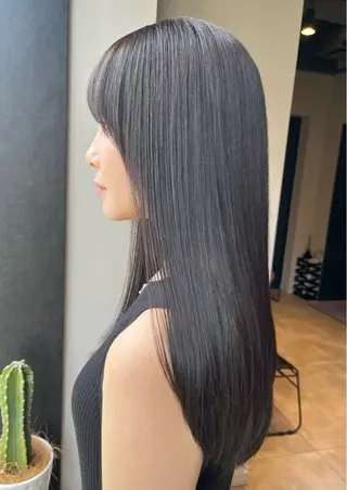 ロング カラー ベージュ/グレージュ 恵比寿/丸山陽平のヘアスタイル
