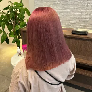 セミロング カラー ブリーチ⏳艶カラー Natsukiのヘアスタイル