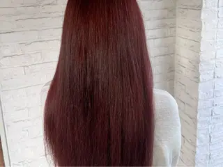 カラー 山田 愛華のヘアスタイル