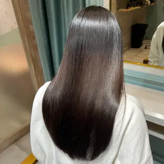 ロング 小口 晃のヘアスタイル