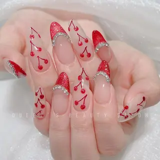 ネイル Queens みなみのネイルデザイン