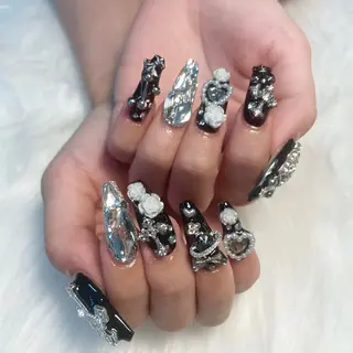 ネイル adorable 〈Kurumi〉のネイルデザイン