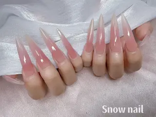ネイル snow nail所属・Snow nail  ❄️Salon 💕のネイルデザイン